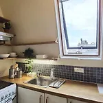 Bright Solo Studio By Hotel De Ville And Sein River 1Mn To Metro N1-241